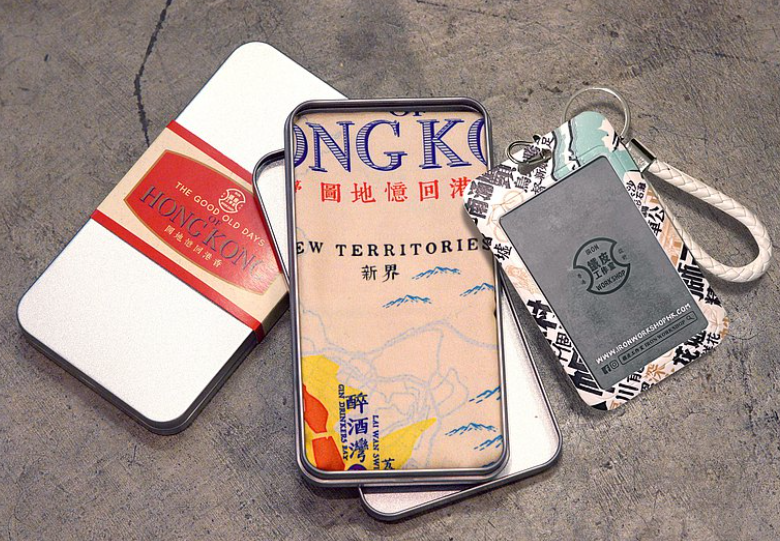 傳耆 Eldage - 掛布裝飾-香港回憶地圖（禮盒裝）送限定款式行李牌